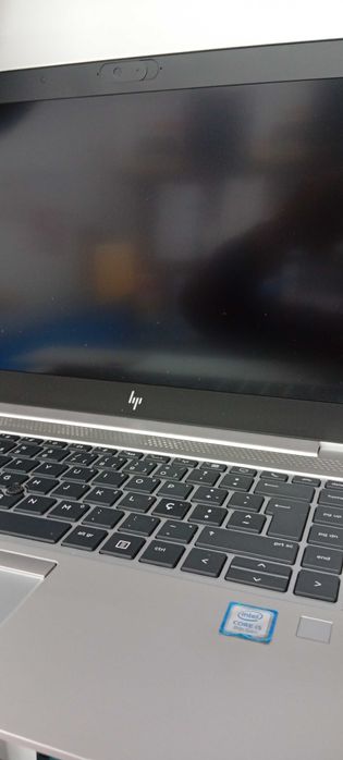 Vendo Portátil muito BOM como novo