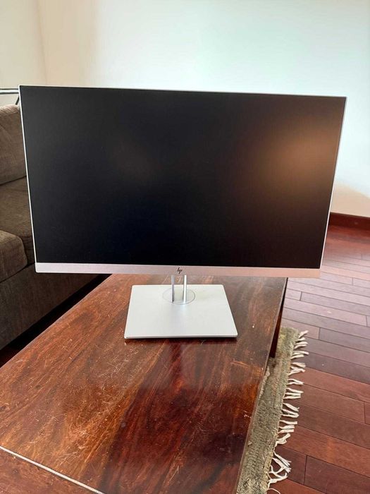 HP E243 24” IPS Full HD