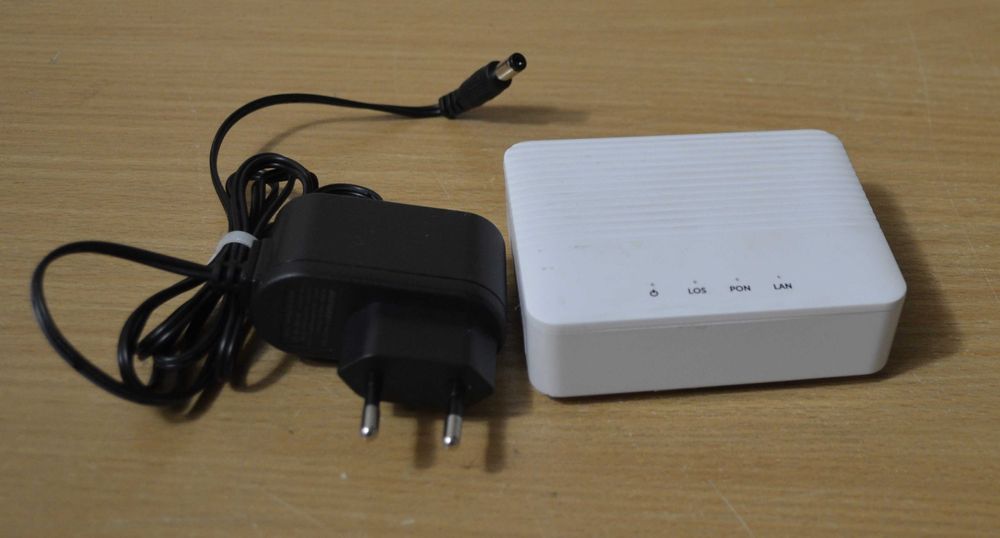 Абонентський L2 термінал Raisecom ONT/ONU ISCOM HT803G-1GE