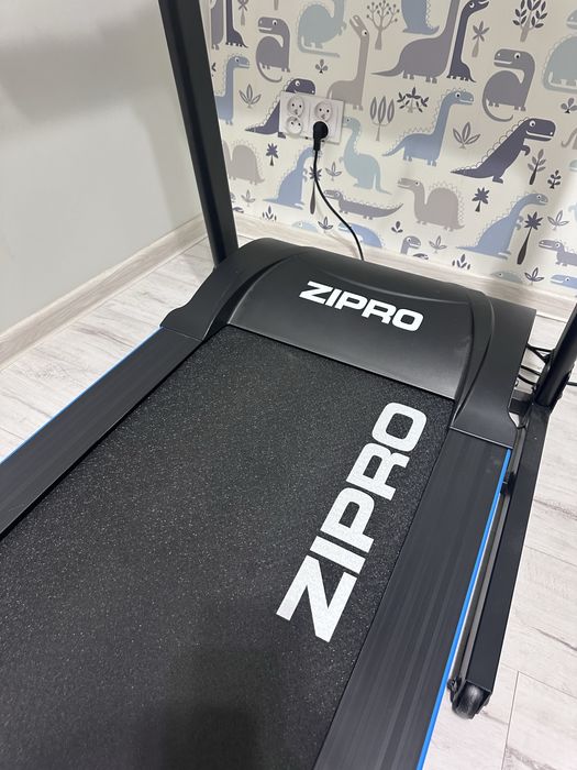 Zipro Tekkno na gwaracji