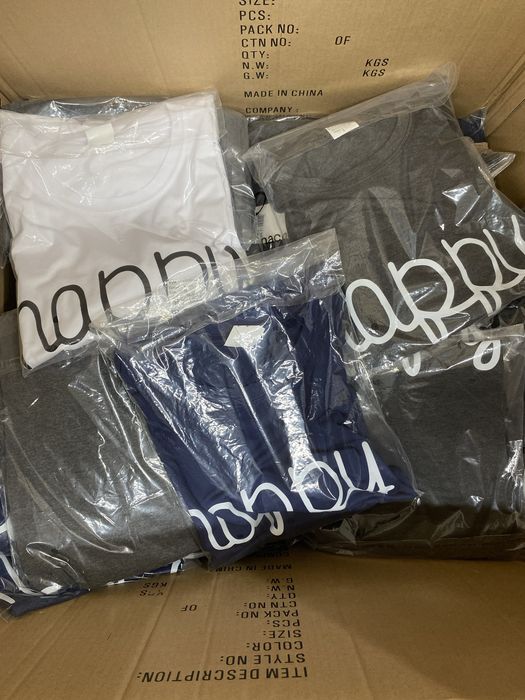 Stock de t’shirts basicas com estampado