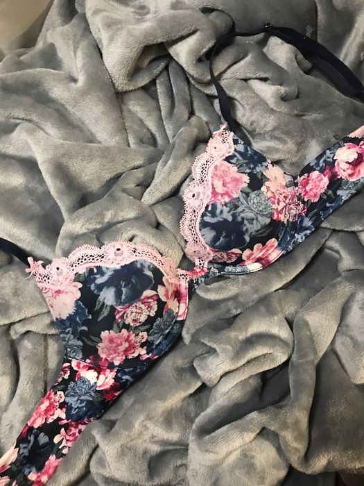 Бюстгальтер victoria’s secret 70 75 A B