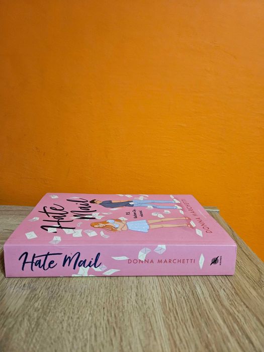 Hate Mail Donna Marchetti jak nowa