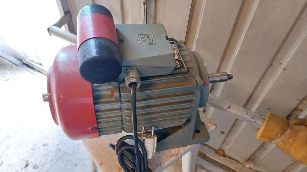 Motor Elétrico Monofásico EFACEC
