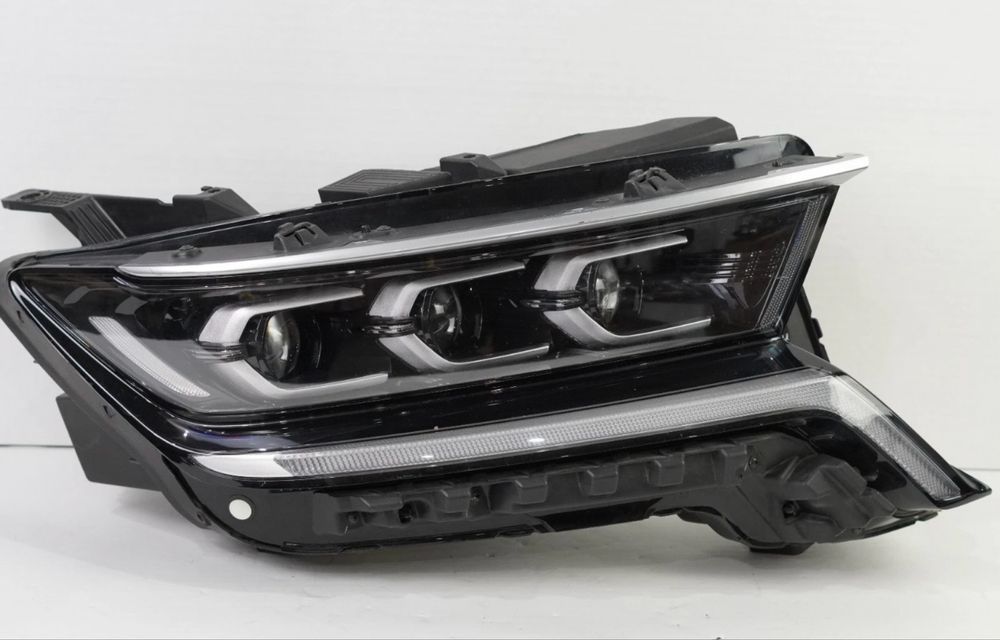 Фара Kia Sorento MQ4 2020-2025 права LED 92102-P2130
