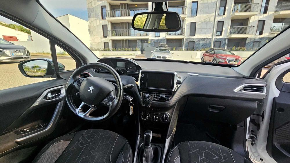 Peugeot 2008 1.2 PureTech Style - Branco (Ano 2017 - 86.000Km)