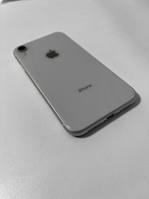 Продам Apple IPhone XR, 64Gb, White