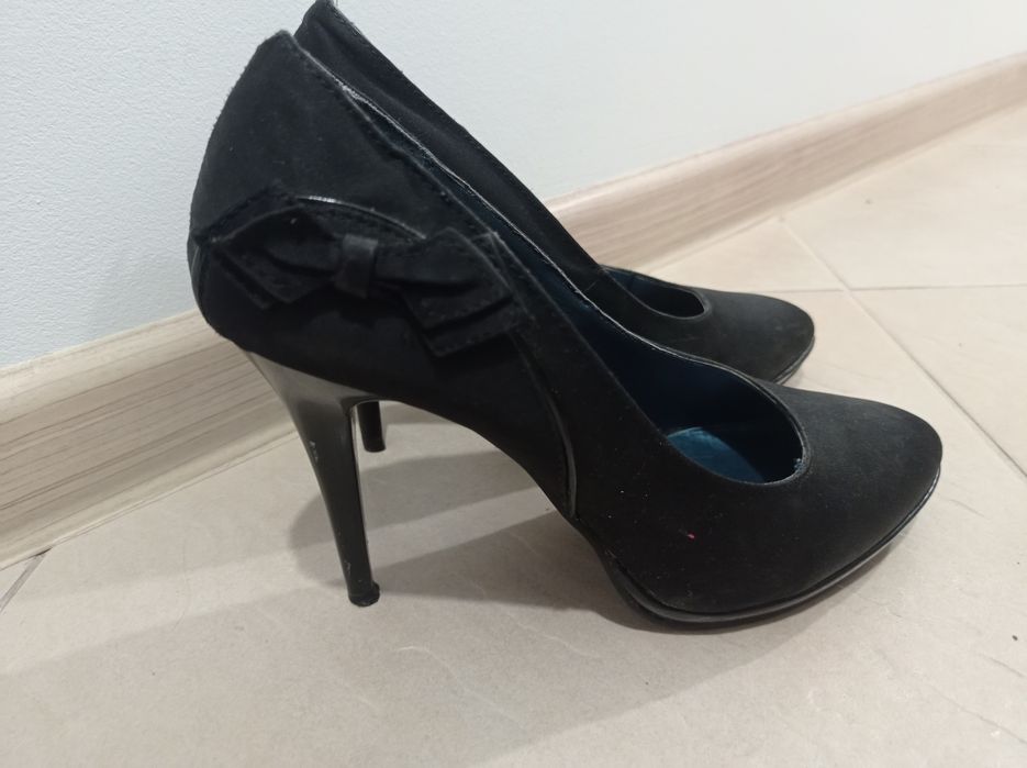 Szpilki Jennifer & Jennifer CCC r. 36 czarne