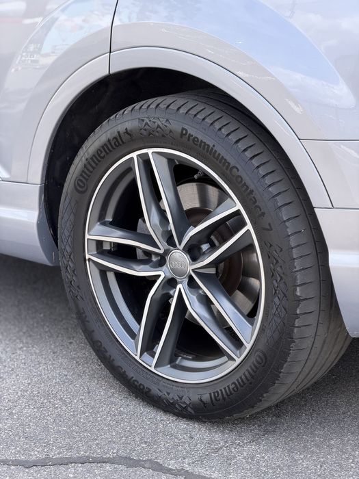 продам Audi q7 Prestige 2017