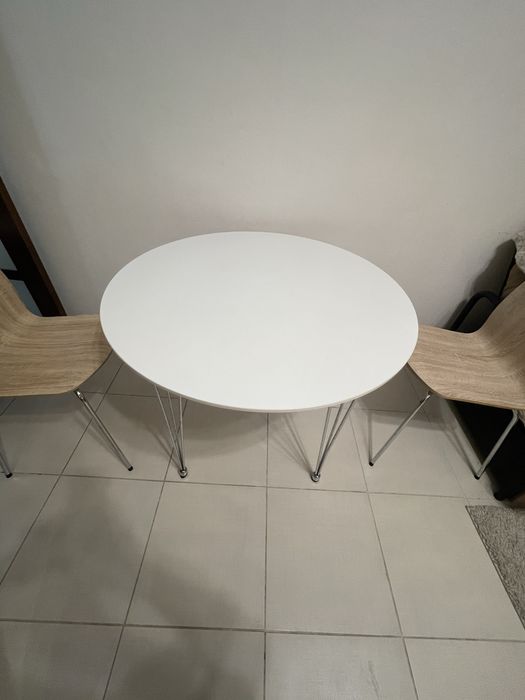 Продається стіл