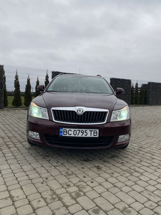 Шкода Октавія а5 2.0