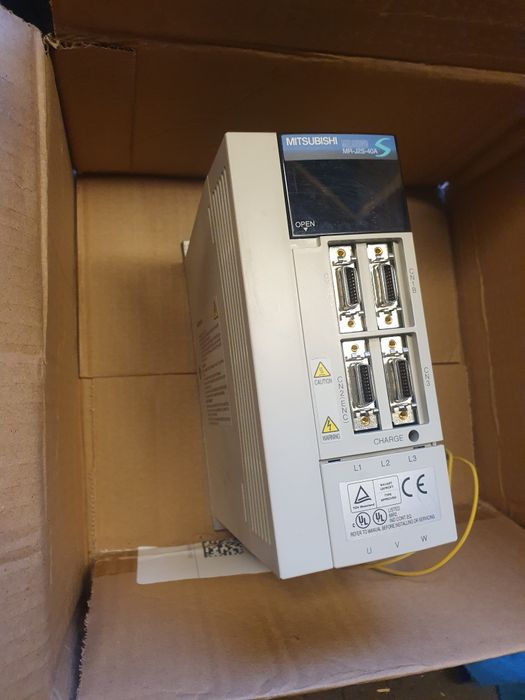 Servo Mitsubischi MR-J2S-40A