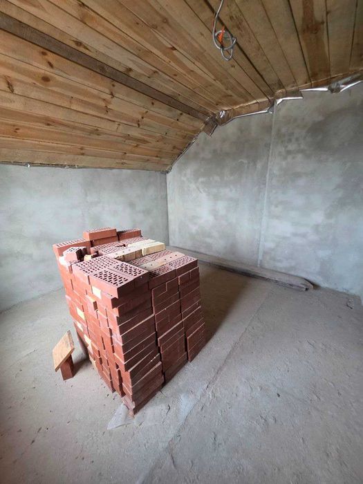 Продаємо якісно збудований будинок