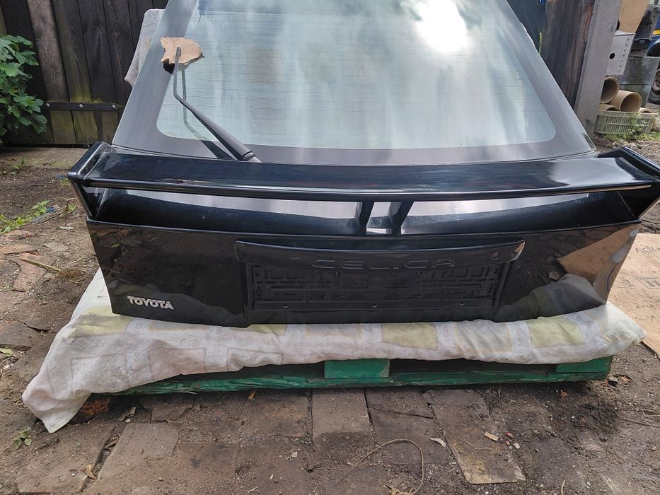 toyota celina 7 klapa tylna