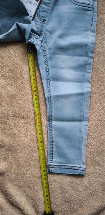 Nowe spodnie jeansowe coccodrillo r. 92