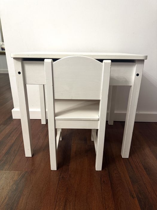 Biały stolik i krzesełko Sundvik drewniany zestaw Ikea