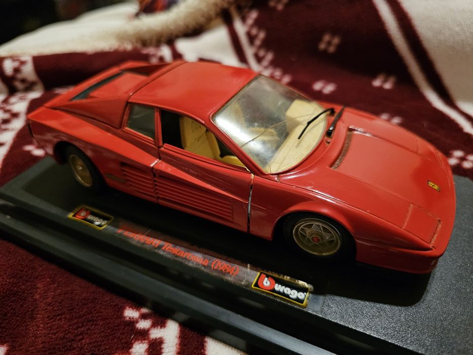 3 Carros Ferrari de coleção