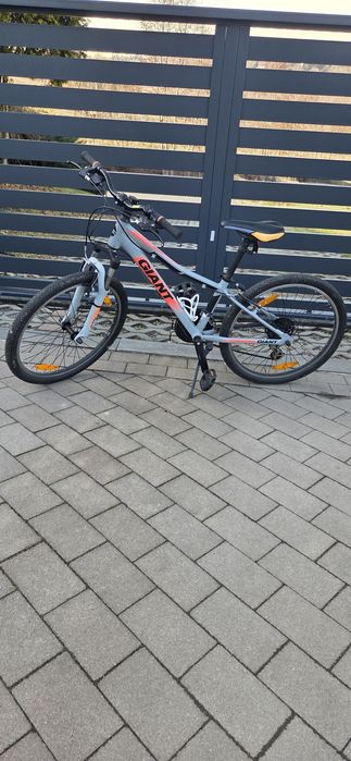 Rower GIANT XTV JR 24"