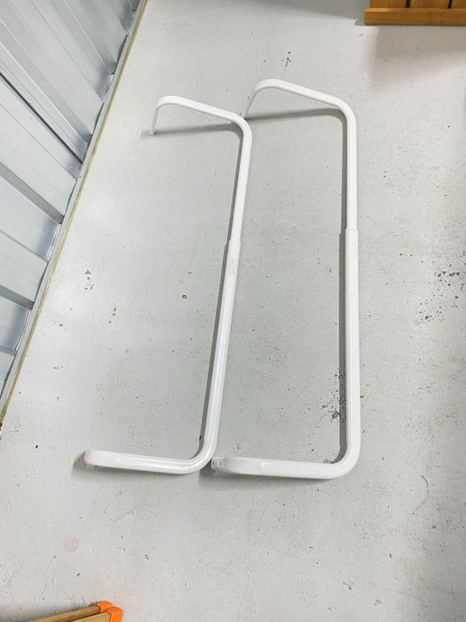 Conjunto de 2 varões brancos extensíveis Ikea