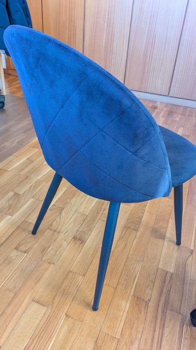 Conjunto de 4 cadeiras pretas de veludo