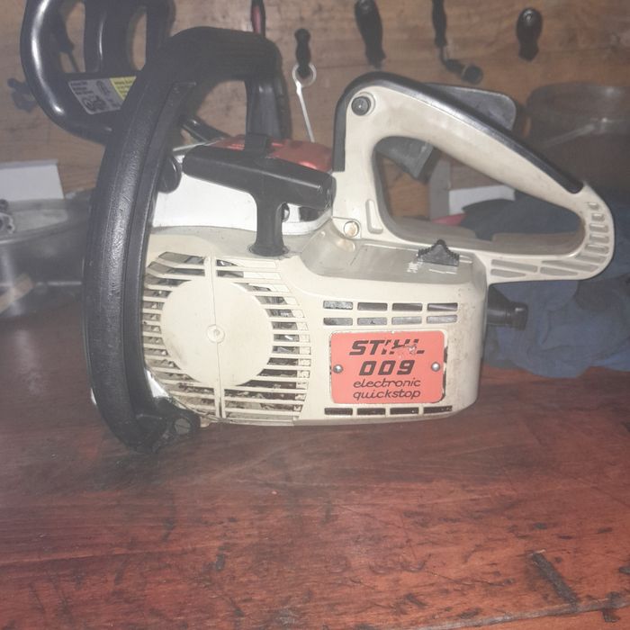 Pila spalinowa Stihl 009