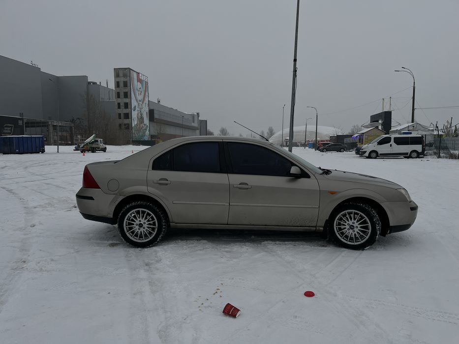 Ford Mondeo 3 1.8