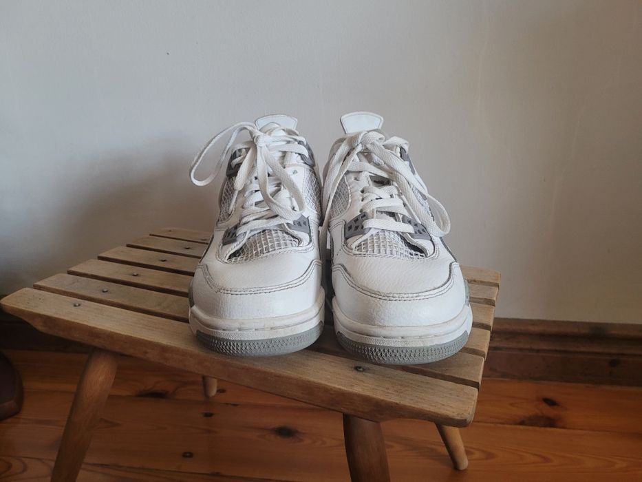 Air Jordan 4 białe