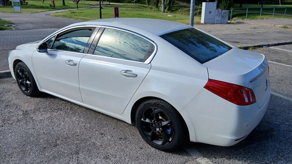 Peugeot 508 2.0 HDi Hybrid4 2-Tronic 85g