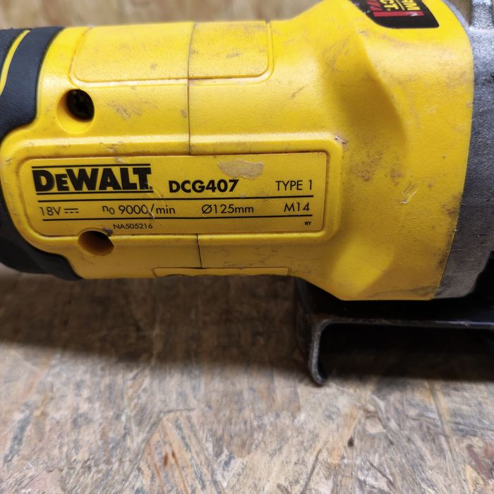 Szlifierka kątowa 125 mm aku DeWalt dcg407  + 4ah