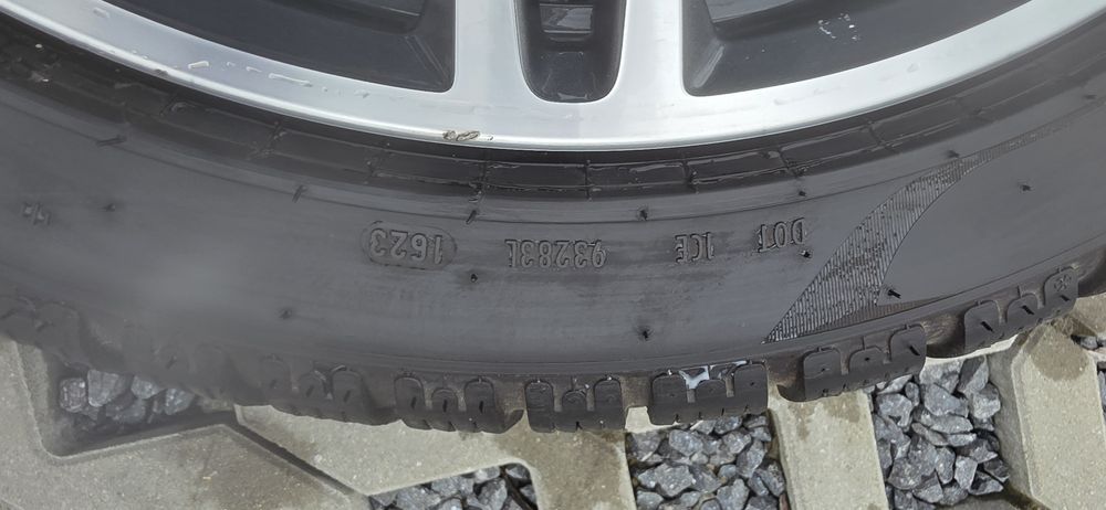 Felgi BMW 19” Styling 664M OEM G30 G31 5x112 ET30 ET44 + opony zimowe