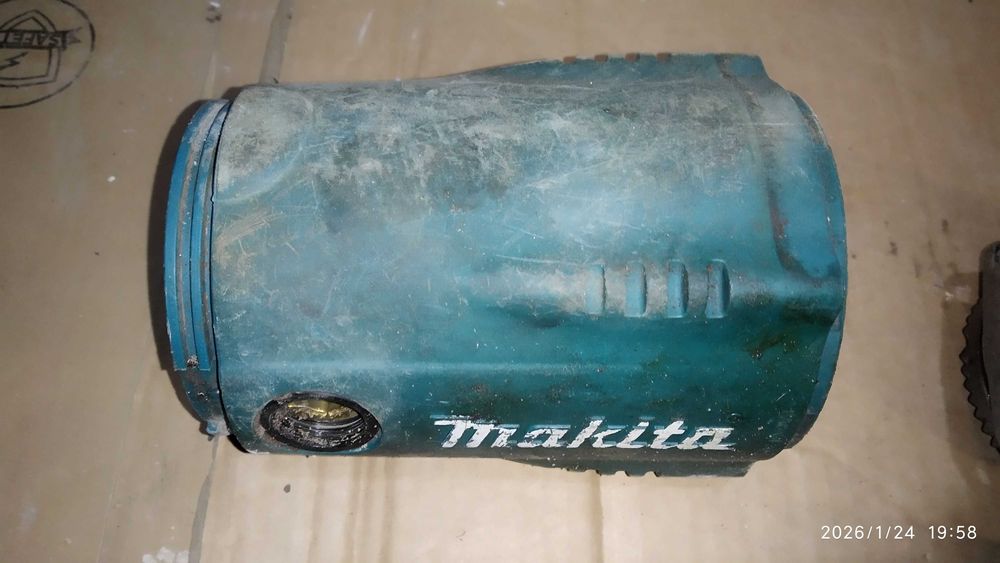 Запчастини, корпус болгарки Makita 9069