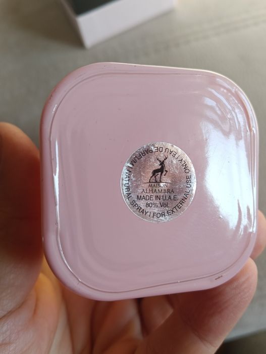 Perfumy Pink Velvet Maison Alhambra (Rose Petals)