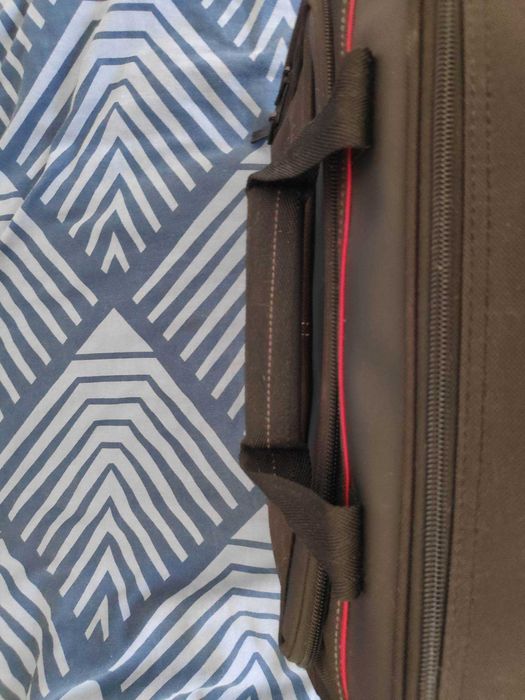 Torba na laptopa komputer Targus czarna nowa plecak na ramię apple mac