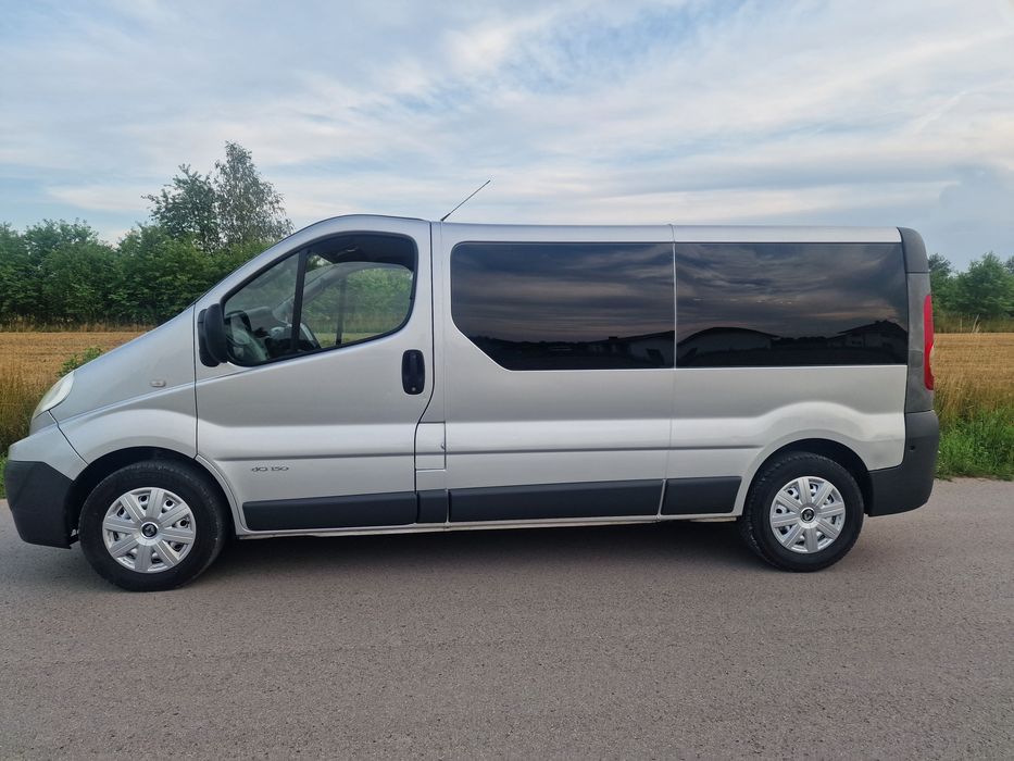 Renault Trafic Vivaro Long L2H1 2.5 CDI.9 osobowy.Polecam