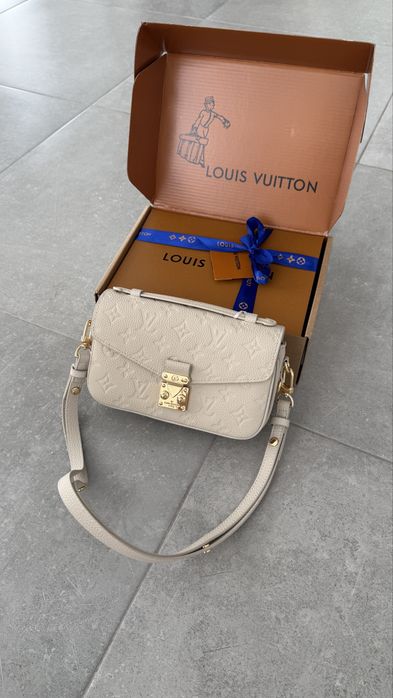 Сумка Louis Vuitton Metis