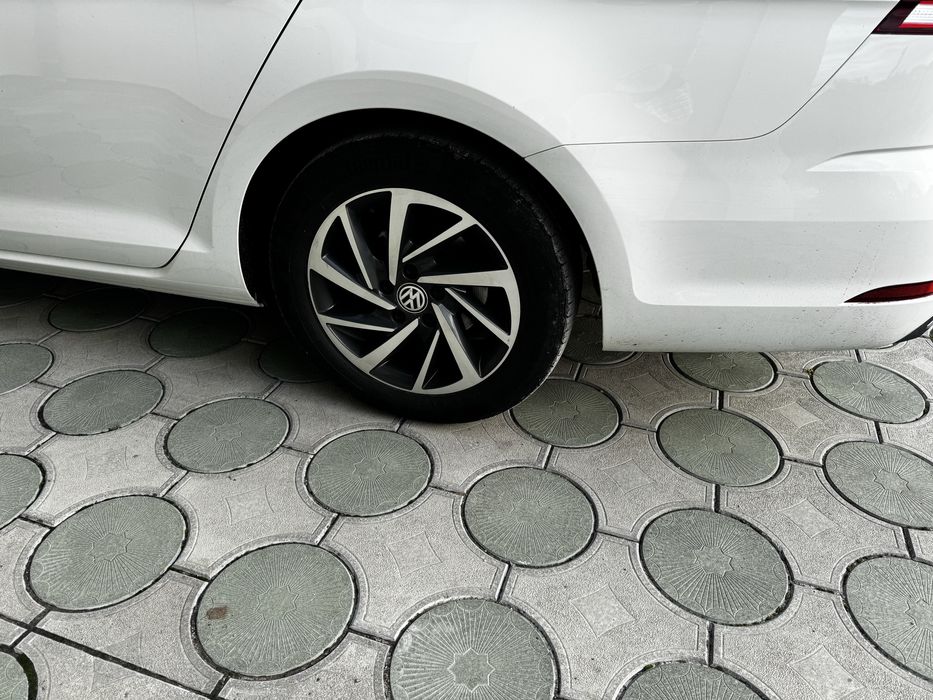 Volkswagen golf 2017