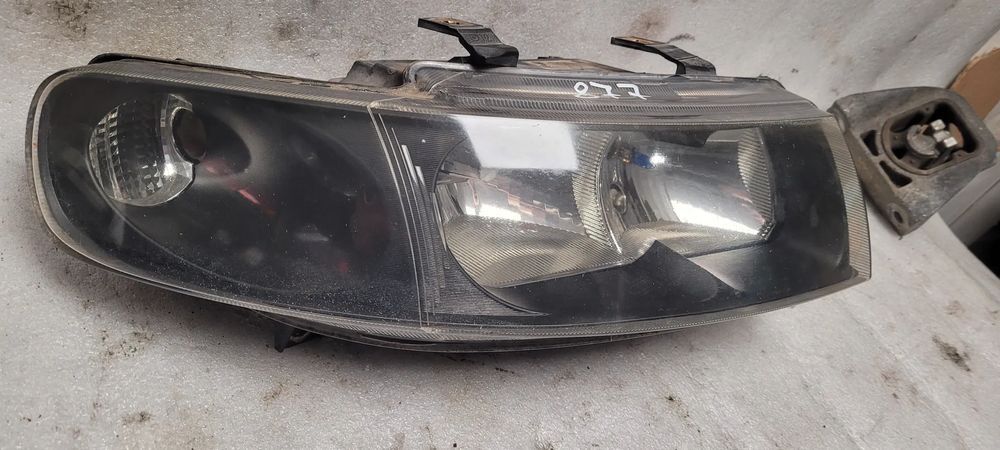 lampy przód seat leon