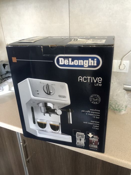 Кавоварка рожкова Delonghi