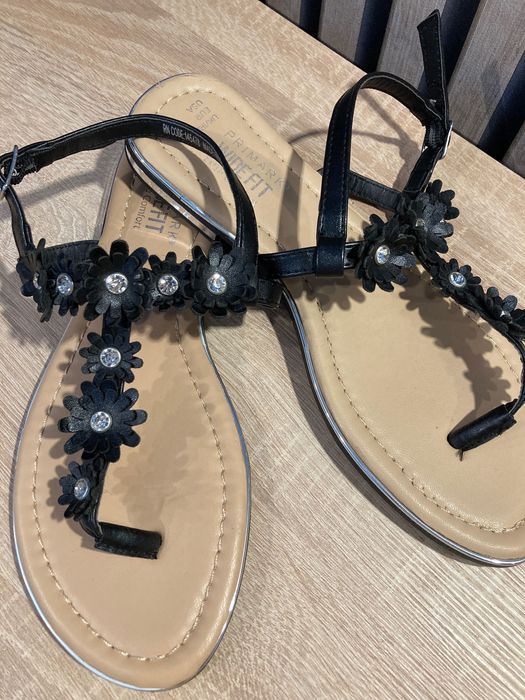 Nowe sandałki damskie Primark
