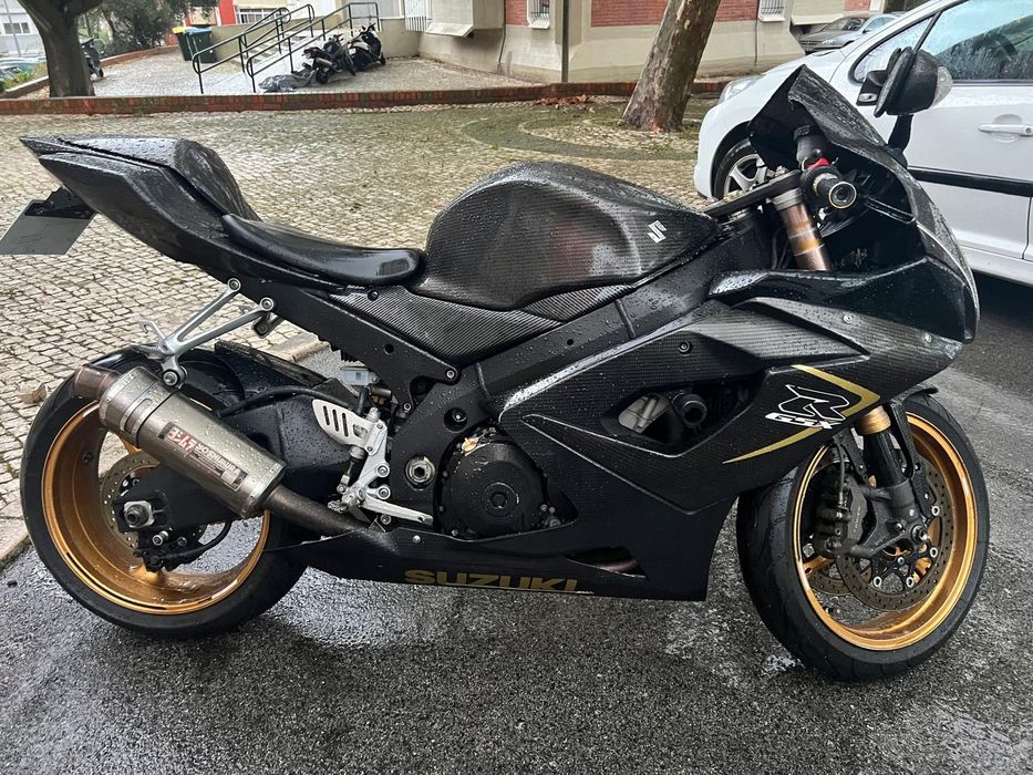 Suzuki GSXR 1000 K6