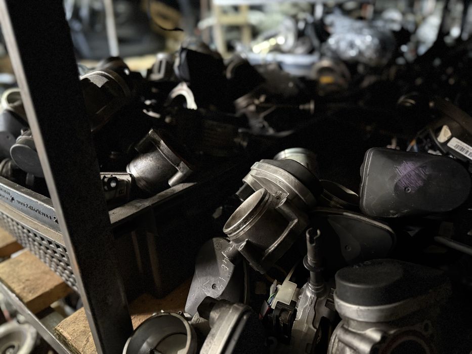 Дросель заслонка BMW N42 N46 N62 M62 M54 N52 М52 E39 E46 E53 E60 E90