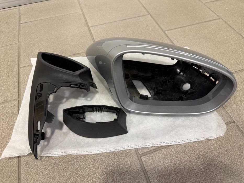 Корпус дзеркала заднього виду 992 19- T 20