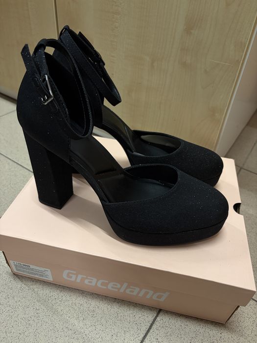 Nowe buty na platformie czarne 41