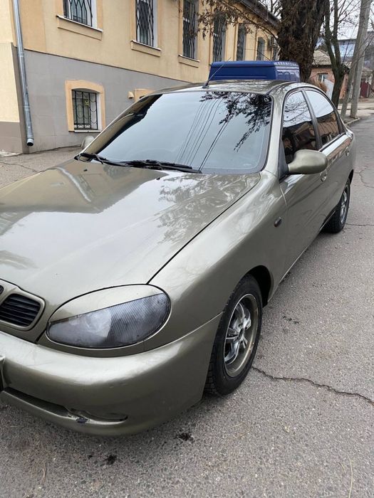 Продам ланос 1,5 по запчастям