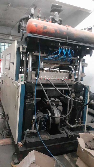 Продам линию для производства пластиковых стаканов
