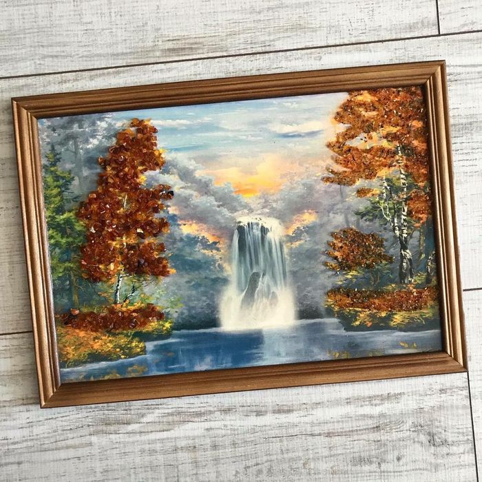 Quadros com pedras de âmbar