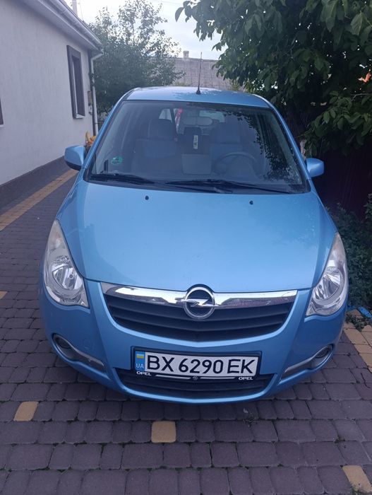 продам автомобіль Opel Agila