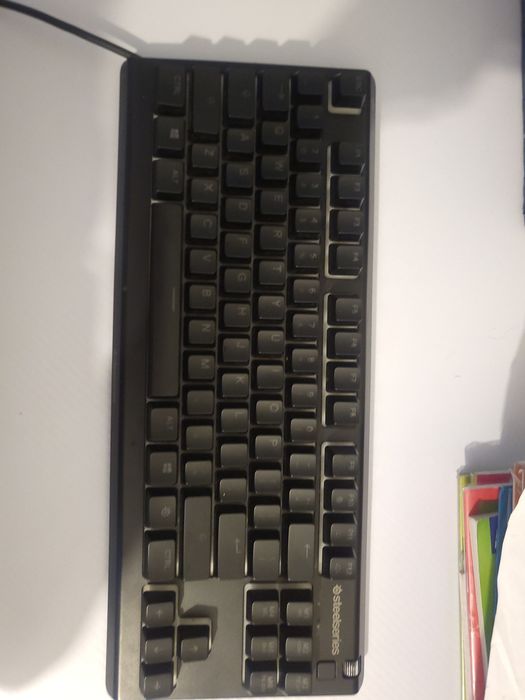 OKAZJA!  Sprzedam Myszkę i klawiature gamingawą.