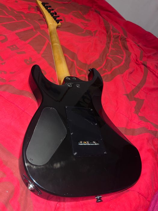 Kit Guitarra Elétrica Aria Excel Series + Amplificador Aria AG-25X (Ideal para Iniciantes)