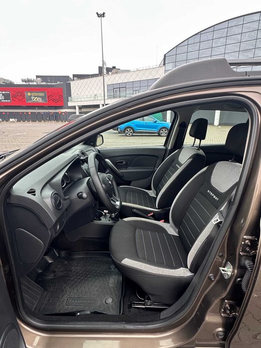 Renault Sandero Stepway 2020 автомат